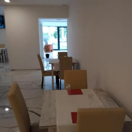 Cajeta Hotel 3*