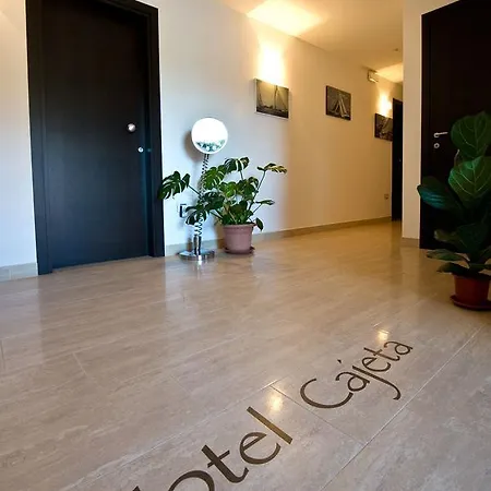 Cajeta 3* Buia